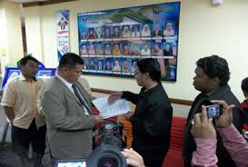 Akhirnya, kerajaan british akur memberi kemerdekaan kepada tanah melayu. Aktiviti Gerakan Mahasiswa Pantai Timur Page 2