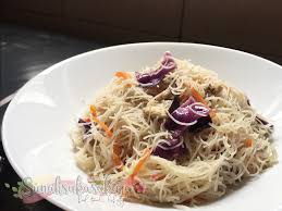 Ramuan udang kering tumbuk, sotong dan bihun lembut yang enak dinikmati dalam setiap suapan. Resepi Bihun Goreng Singapore Mudah Dan Sedap Guna Ayam Sunah Suka Sakura