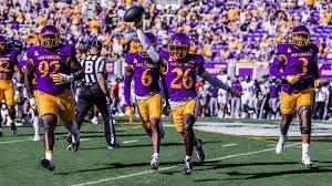 ECU Defeats UTSA In AAC Opener, 30-20 - East Carolina University Athletics