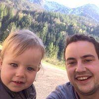 Thomas Peer's Instagram, Twitter & Facebook