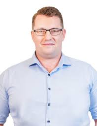 Dr. Fraser Montgomery