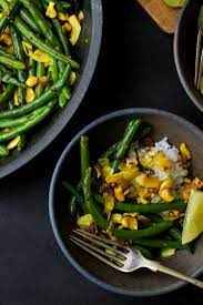 Green Beans With Mustard Seeds Cashews And Coconut Recipe Recipe Green Beans Green Bean Dishes Vegetable Recipes