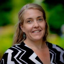 Laura Teich's Instagram, Twitter & Facebook