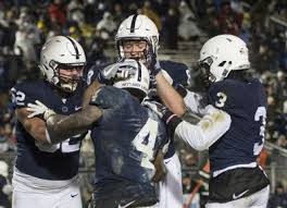 Penn State Football Moves Up One Spot To No 14 In Latest Ap Poll Penn State Football News Daily Collegian Collegian Psu Edu