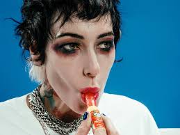 Goth basketballer Caitlin Cunningham going viral for makeup, fang teeth