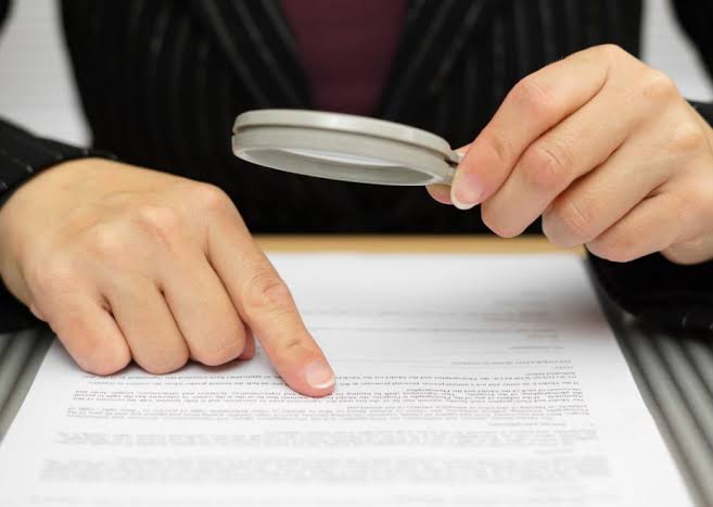 revisão contratual empresarial
