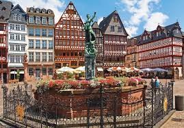 Так вот, попав на эту улицу, вы сможете ощутить это в полной мере. Dostoprimechatelnosti Frankfurt Na Majne Samye Krasivye I Interesnye Mesta