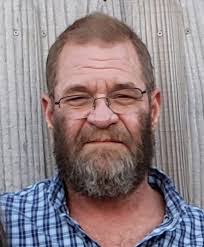 Steven Rust's Instagram, Twitter & Facebook