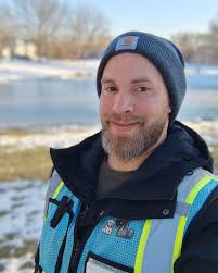 Get a FREE cleanup before the next snowfall ❄️💩🪏