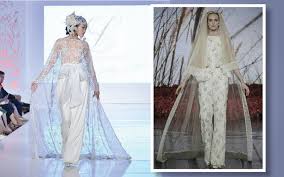 Hal itu dia sampaikan di 'brownis' trans tv, senin (27/4/2020). 7 Kreasi Busana Pengantin Ala Ivan Gunawan