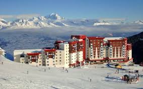 It is currently owned by compagnie des alpes. La Plagne Glacius Ski Travel Specialists France Ski Resorts