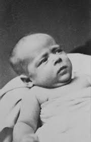 The Hessian Grandsons of Queen Victoria when they were babies. Ernest Louis,  Grand Duke of Hesse and by Rhine (1868–1937) Friedrich, Prince of Hesse and  by Rhine (1870–1873) Both photos sourced from