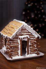 Forget The Gingerbread House And Make This Edible Pretzel Log Cabin Instead Repas Noel Dessert Noel Gateau Noel