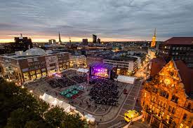 » city prices dortmund weather map tickets flights air flights germany air tickets airplanes air travel places attraction ecology safety traffic quality of life health care climate. File Friedensplatz Dortmund City Ring Konzert Jpg Wikipedia