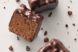 Les Rochers Au Chocolat Praline Recipe In 2020 Desserts Praline Chocolate Pralines