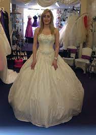Find great deals on ebay for dream wedding dress. Hollywood Dreams Wedding Dress Princess C2091 Bridal Reloved