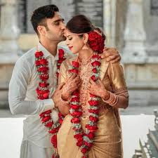 South Indian Wedding Garland Designs We Couldn T Take Our Eyes Off Indian Wedding Garland Garland Wedding Rose Garland Wedding