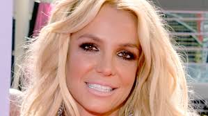 Britney spears asks judge to end her conservatorship: Der Wahre Grund Warum Fans Glauben Dass Britney Spears Hinter Der Gestaltung Von Britney Spears Steckt News24viral