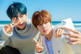 Wanna one fancafe on twitter. Reuni Member Wanna One Dan X1 Di Panggung Kcon Tact Season 2