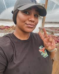 Latoria Nelson (@torinelz) • Threads, exprésate más