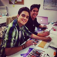Every Witch Way Nick Merico And Rahart Adams Emma Einfach