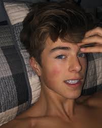 Pin De Alex Samaha Em й ц кџ Meninos Bonitos Fotos Tumblr De Meninos