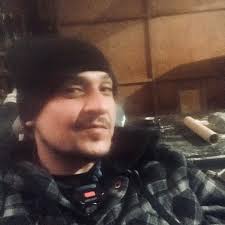 What's some good screws to tighten subwoofer in a box? For mdf wood