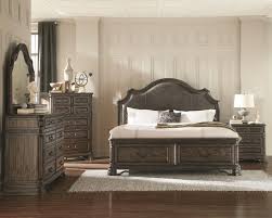 This is so because the bed chambers of medieval times usually included a cabinet cupboard chester drawer and a canopy bed. Queen Bed Carlsbad Bedroom Medieval Wood Floor Select