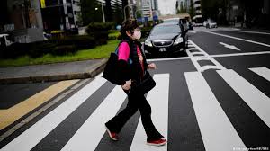 La hora local en la ciudad de tokio : Japon Prolongara Estado De Emergencia Por Alza De Contagios De Covid 19 Coronavirus Dw 07 05 2021
