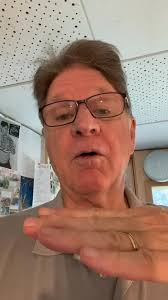 Last weekend at the Blackforest Horn Days in Staufen, Germany, I met  trumpet teacher Michael Koch. Originally, this interesting mouthpiece was  developed for his stundents. Now they are available for horn and