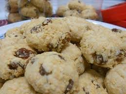 Resepi Biskut Nestum Yang Telah Menjadi Viral Bahan Bahan Biskut Nestum 250 Gm Butter Biscuit Recipe Oatmeal Raisin Cookies Cooking Recipes