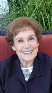 Travis Winder's Instagram, Twitter & Facebook