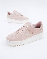 Nike Wmns Air Force 1 Sage Low Ar5339 201 Rosa Sneakers Skor Footish Nike Air Force Beige Nike Air Shoes Nike Shoes Air Force