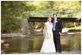 Feb 21, 2017 · here, a small trail is visible, leading to a sea stack known as wedding rocks. Lis Will S Whitney S Inn Wedding Jackson Nh Bolton Ma Wedding Photography Videography Family Portraits The Ewings