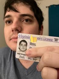 Shelby Hennessy (@HennessyShelby)