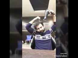 وهي منتشرة بكثرة وتكون على هيئة شعر قصير من الخلف وترك غرة الشعر طويلة وتصفيفها على هيئة موجة. ØªØ³Ø±ÙŠØ­Ø§Øª Ø´Ø¹Ø± Ù„Ù„Ø±Ø¬Ø§Ù„ Ù…ØªÙ†ÙˆØ¹Ù‡ Ù„Ù„Ø´Ø¹Ø± Ø§Ù„Ø®ÙÙŠÙ Youtube