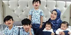 Mungkin ramai yang sedang dalam dilema mencari nama terbaik untuk anak yang bakal dilahirkan kerana belahan jiwa firdaus = nama syurga tertinggi firjani = hilang duka firuz = yang indah firyal = nama putri kerajaan mesir firzanah = pintar, bijak. 146 Nama Bayi Laki Laki Islam Dalam Al Quran Cocok Untuk Inspirasi Buah Hati Anda Merdeka Com