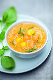 Soupe Melon Mangue Et Citron Vert Par Julie Andrieu Soupe De Melon Desserts Aux Fruits Melon