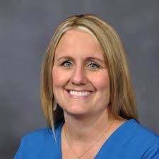 Teri Draper's Instagram, Twitter & Facebook