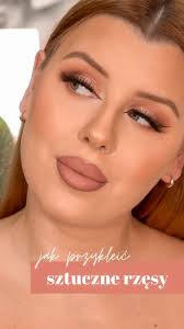 Jak przykleić sztuczne rzęsy?, #lekcjamakijazu #sztucznerzesy  #podstawymakijażu