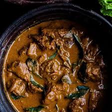 Spicy Green Chilli Onion Tomato Sambol Salad Island Smile Recipe Recipes Easy Cabbage Recipes Beef Curry