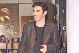 Ο σταμάτης φασουλής, η ζετα μακρυπούλια, η σοφία φαραζή και ο χριστόφορος παπακαλιάτης. Xristoforos Papakaliaths Sthn Kypro Xwris Thn Marina Vipnews