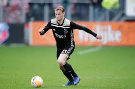 Jong ajax have scored an average of 1.45 goals per game since the beginning of the season in the dutch eerste divisie. Frenkie De Jong To Barcelona Ajax Midfielder Agrees 5 Year Contract Reports The Sportsrush