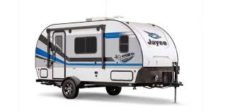15 Best Small Campers With Bathrooms January 2021 Skaamp Lightweight Travel Trailers Small Campers Jayco Travel Trailers