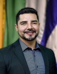 Medalha 9 de Julho é entregue ao contador Lula