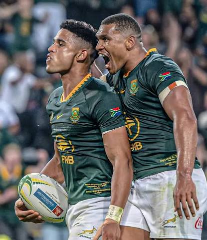 Incredible test match and atmosphere last night at Kings Park. Thank you  for your support South Africa and bringing us one step closer to our goal.  Super team effort all around @sachgome10