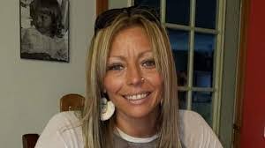 Karen Witts's Instagram, Twitter & Facebook