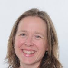 Stephanie Casey's Instagram, Twitter & Facebook