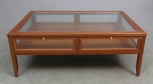 Zanzi sizler için zanzi.com.tr'de elbise,bluz,pantolon,ofis grubu,ceket,etek,tulum,kaban,triko modelleriyle sizleri bekliyor. Coffee Table Zanzibar Spain 1900 2000s Furniture Sofas Seatings Auctionet