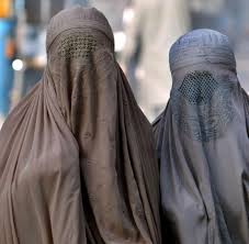 See more ideas about burka, burqa, niqab. Burka Debatte Warum Die Vollverschleierung Nicht Verboten Wird Welt